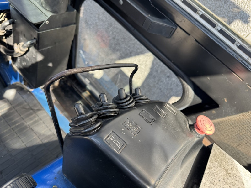 Дизельний навантажувач Caterpillar DP35K: фото 15