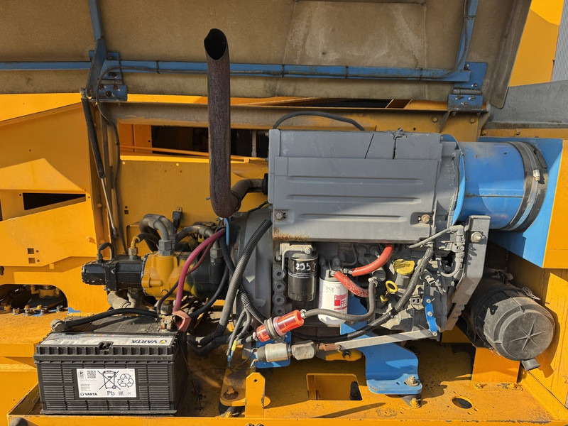 Телескопічний підйомник Genie S45 4x4 DEUTZ DIESEL 3000uur  15,7M Werkhoogte: фото 11