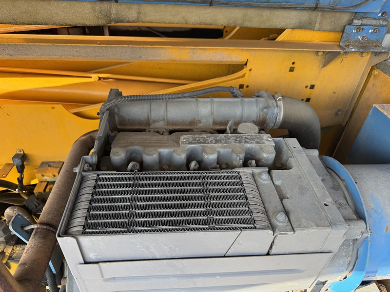 Телескопічний підйомник Genie S45 4x4 DEUTZ DIESEL 3000uur  15,7M Werkhoogte: фото 12