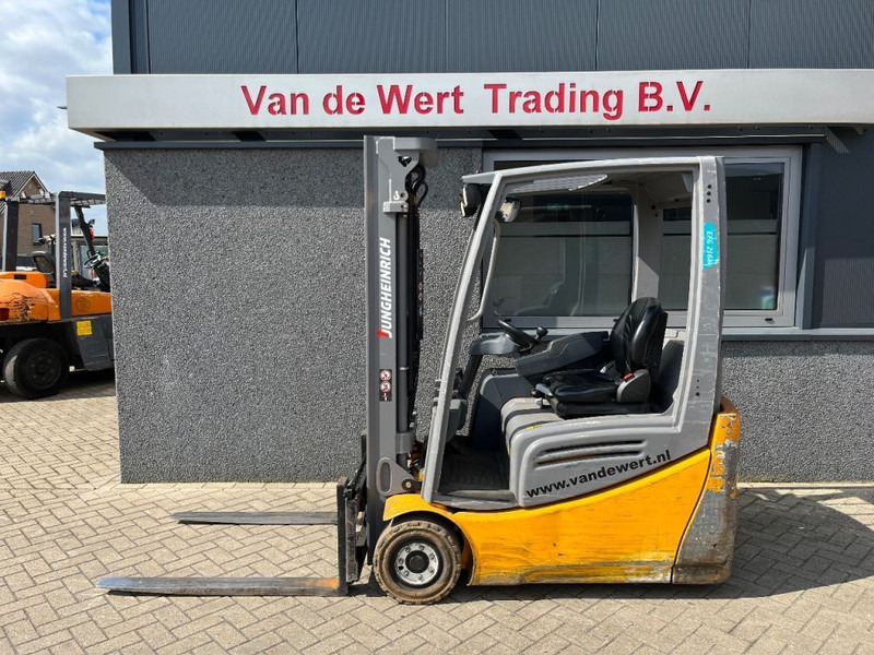 Jungheinrich EFG216K Heftruck Jungheinrich EFG216K Duplo 330 Freelift/Sideshift/4e functie Elektrisch 2016 - Електронавантажувач: фото 1 Jungheinrich EFG216K Heftruck Jungheinrich EFG216K Duplo 330 Freelift/Sideshift/4e functie Elektrisch 2016 - Електронавантажувач: фото 1