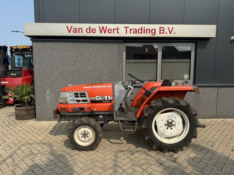 Kubota mini tractor KUBOTA GL 23D 4x4 powershift hefinrichting DIESEL - Мінітрактор: фото 1 Kubota mini tractor KUBOTA GL 23D 4x4 powershift hefinrichting DIESEL - Мінітрактор: фото 1