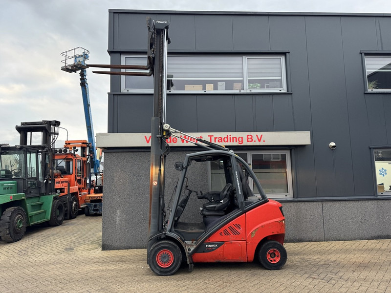 Linde H30D-02 Duplo 450 Sideshift / Vorkversteller VW Diesel 2014 - Дизельний навантажувач: фото 5 Linde H30D-02 Duplo 450 Sideshift / Vorkversteller VW Diesel 2014 - Дизельний навантажувач: фото 5