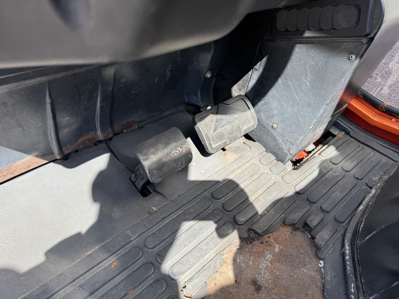 Газовий навантажувач Linde H30T- 03: фото 12