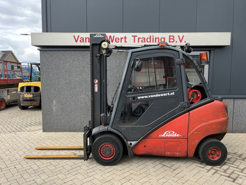 Linde H30T Duplo 360 Sideshift LPG 2005 - Газовий навантажувач: фото 1 Linde H30T Duplo 360 Sideshift LPG 2005 - Газовий навантажувач: фото 1