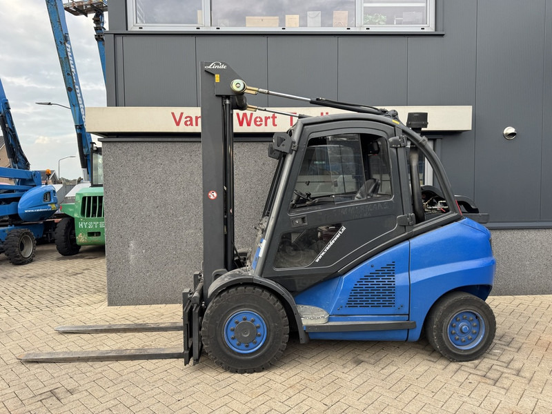Linde H45T Duplo 400 Freelift / Sideshift / 4e Functie LPG 2005 - Газовий навантажувач: фото 1 Linde H45T Duplo 400 Freelift / Sideshift / 4e Functie LPG 2005 - Газовий навантажувач: фото 1