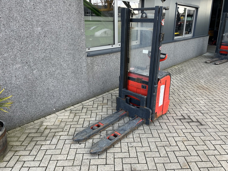 Linde stapelaar heftruck LINDE L14 duplo300cm 188uur 2014 - Штабелер: фото 5 Linde stapelaar heftruck LINDE L14 duplo300cm 188uur 2014 - Штабелер: фото 5
