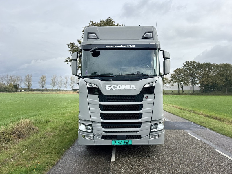 Scania S450 NGS 6X2 Machine Transporter / Oprij Vrachtwagen Euro 6 Automaat - Full Air - 2019 - APK 11-26 - Автовоз вантажівка: фото 3 Scania S450 NGS 6X2 Machine Transporter / Oprij Vrachtwagen Euro 6 Automaat - Full Air - 2019 - APK 11-26 - Автовоз вантажівка: фото 3