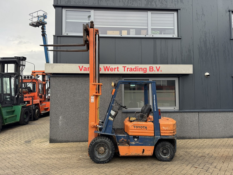 Toyota 02-5FD25 Duplo 300 Sideshift Toyota Diesel - Дизельний навантажувач: фото 5 Toyota 02-5FD25 Duplo 300 Sideshift Toyota Diesel - Дизельний навантажувач: фото 5