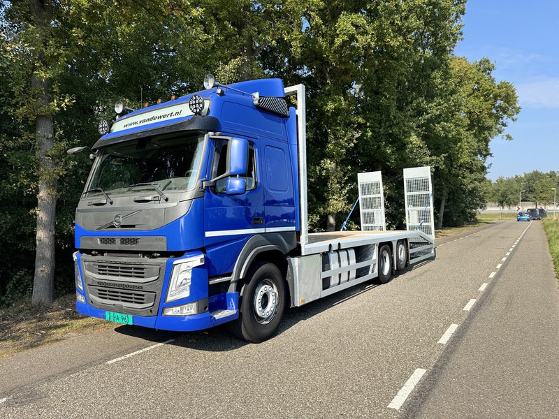 Volvo FM370 6X2 Machine Transporter / Oprij Vrachtwagen 2019 / EURO 6 / 550DKM / Steering Wheel / APK 11-2026 - Автовоз вантажівка: фото 2 Volvo FM370 6X2 Machine Transporter / Oprij Vrachtwagen 2019 / EURO 6 / 550DKM / Steering Wheel / APK 11-2026 - Автовоз вантажівка: фото 2