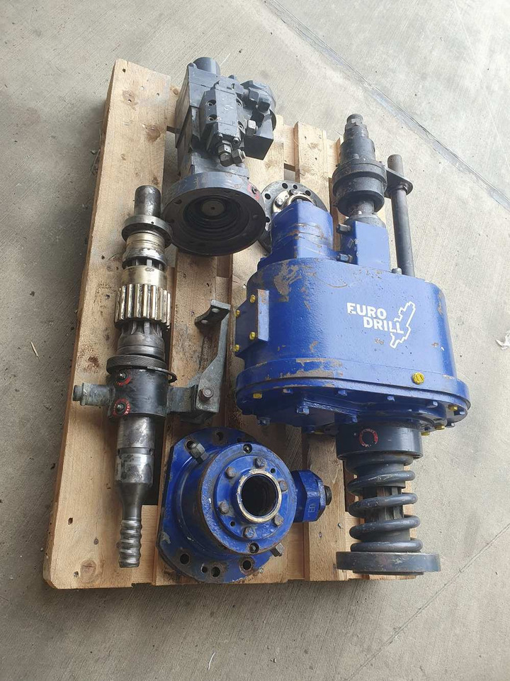 Eurodrill RH6X drifter - Бурова установка: фото 3 Eurodrill RH6X drifter - Бурова установка: фото 3