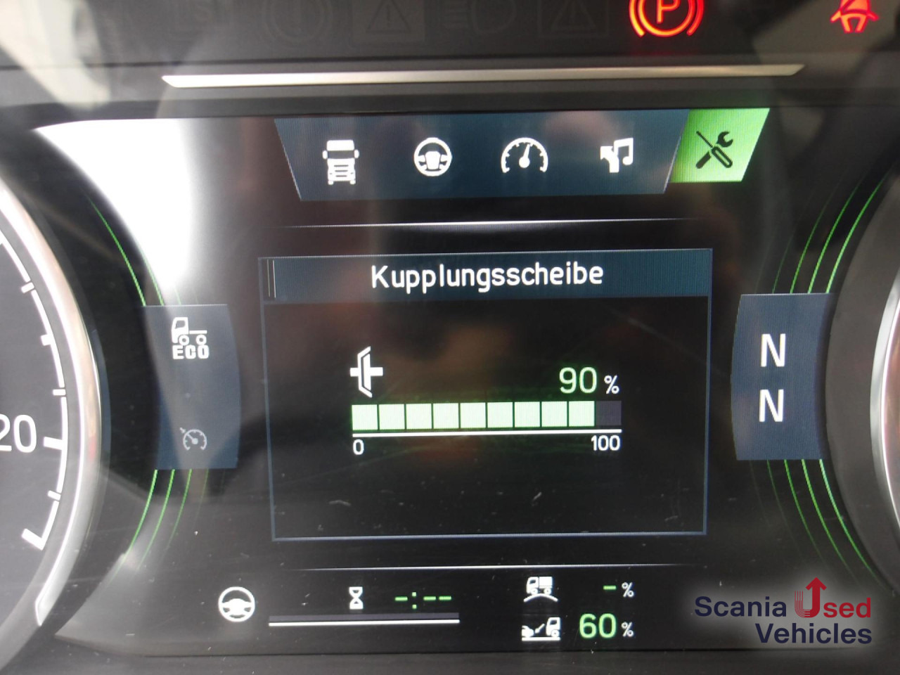 SCANIA P 320 B6x2*4NB / EWERS - Schwenkwandaufbau - Для перевезення напоїв вантажівка: фото 5 SCANIA P 320 B6x2*4NB / EWERS - Schwenkwandaufbau - Для перевезення напоїв вантажівка: фото 5