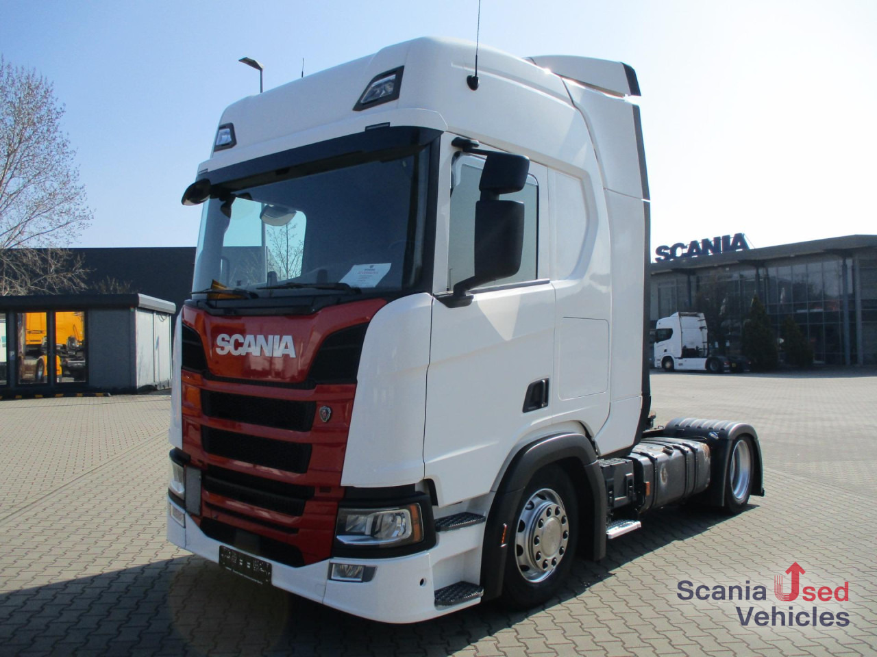 SCANIA R 450 A4x2EB Hubsattelkupplung - Тягач: фото 1 SCANIA R 450 A4x2EB Hubsattelkupplung - Тягач: фото 1