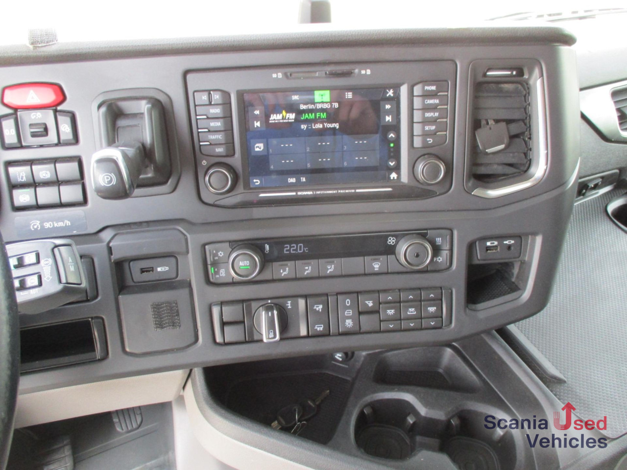 SCANIA R 450 A4x2NA / Hydraulikanlage - Тягач: фото 2 SCANIA R 450 A4x2NA / Hydraulikanlage - Тягач: фото 2