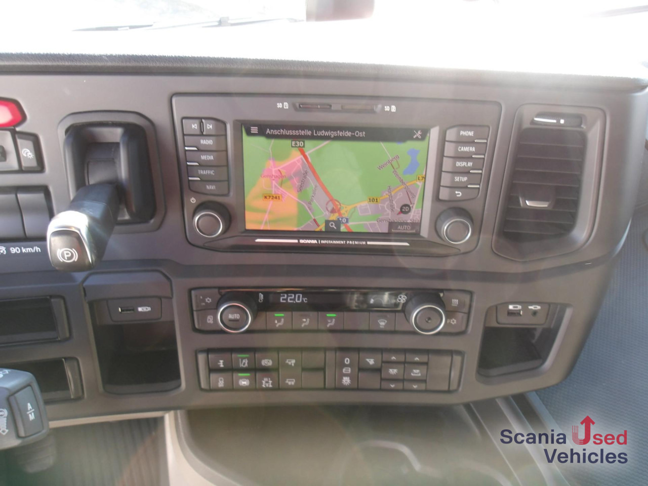 Тягач SCANIA R 460 A4x2NA / Schubbodenhydraulik: фото 15 Тягач SCANIA R 460 A4x2NA / Schubbodenhydraulik: фото 15