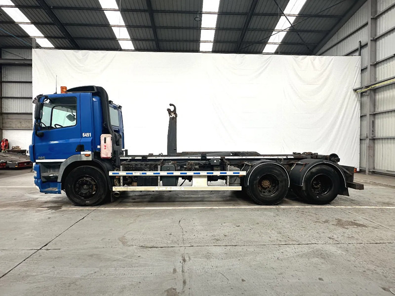 DAF CF 85 360 - 10 roues / 10 reifen - Гаковий мультиліфт вантажівка: фото 2 DAF CF 85 360 - 10 roues / 10 reifen - Гаковий мультиліфт вантажівка: фото 2