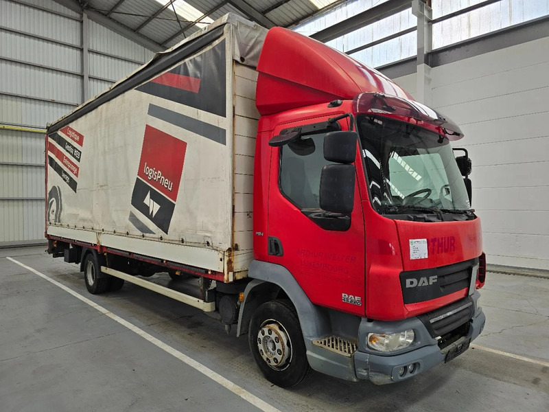DAF LF 45 220 / EURO 5 / AIRCO / MANUEL / DHOLLANDIA 2000kg - Тентована вантажівка: фото 3 DAF LF 45 220 / EURO 5 / AIRCO / MANUEL / DHOLLANDIA 2000kg - Тентована вантажівка: фото 3