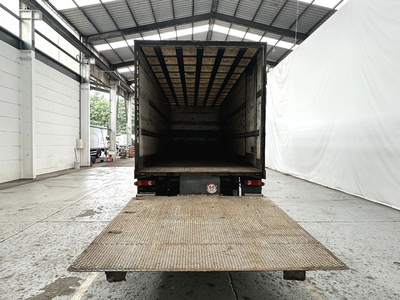 DAF LF 55.220 AE45 LAMMES/LAMMES - BLATT / BLATT - Вантажівка з закритим кузовом: фото 4 DAF LF 55.220 AE45 LAMMES/LAMMES - BLATT / BLATT - Вантажівка з закритим кузовом: фото 4