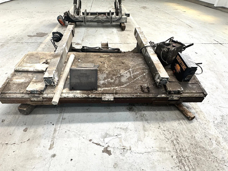 Dhollandia DH-S - Кузов і екстер'єр в категорії Вантажівки: фото 2 Dhollandia DH-S - Кузов і екстер'єр в категорії Вантажівки: фото 2