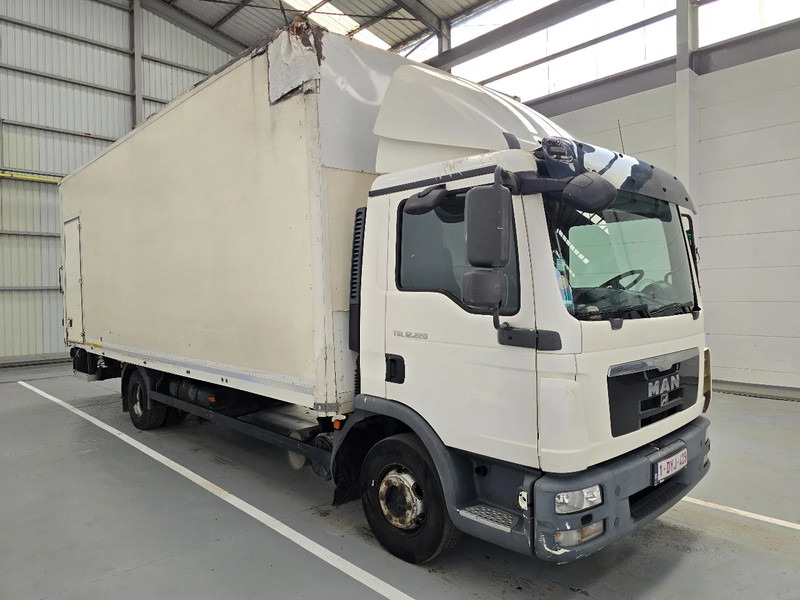 MAN TGL 12.220 AUTOMAAT / AIRCO - Вантажівка з закритим кузовом: фото 3 MAN TGL 12.220 AUTOMAAT / AIRCO - Вантажівка з закритим кузовом: фото 3