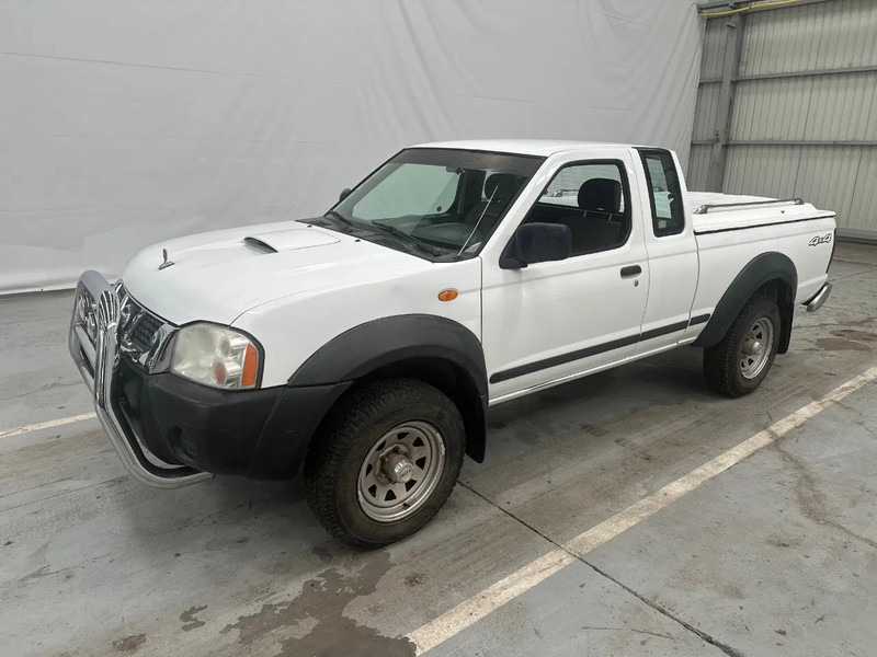 Nissan Navara 2.5 Di / EURO 3 - Легковий автомобіль: фото 1 Nissan Navara 2.5 Di / EURO 3 - Легковий автомобіль: фото 1