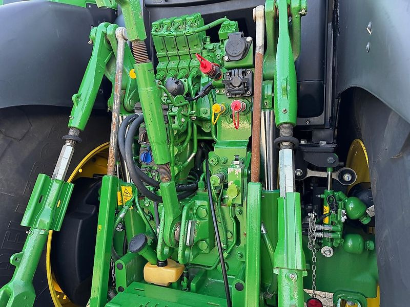 John Deere 6R195 AP 50KM COMMAND-PRO 2023!! - Трактор: фото 4 John Deere 6R195 AP 50KM COMMAND-PRO 2023!! - Трактор: фото 4