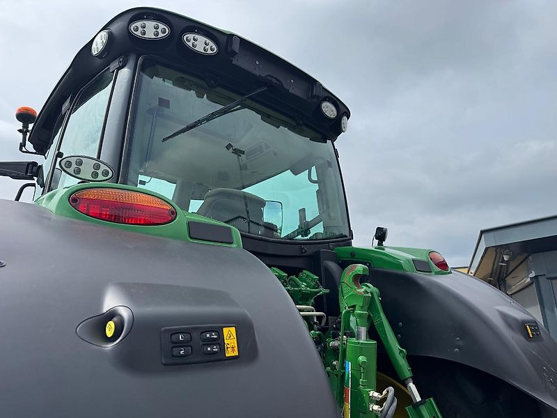 John Deere 6R215 AP 50KM COMMAND-PRO 2023 2690 UUR!!! - Трактор: фото 5 John Deere 6R215 AP 50KM COMMAND-PRO 2023 2690 UUR!!! - Трактор: фото 5