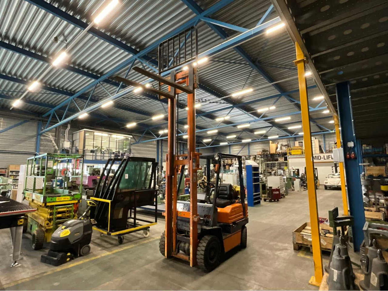 1991 TOYOTA 42 5FGF 14 FORKLIFT - Навантажувач вилковий: фото 1 1991 TOYOTA 42 5FGF 14 FORKLIFT - Навантажувач вилковий: фото 1