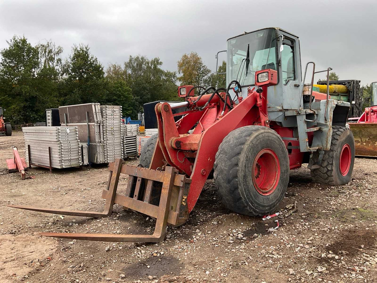 1996 KOMATSU WH320-3H WHEEL LOADER - Колісний навантажувач: фото 1 1996 KOMATSU WH320-3H WHEEL LOADER - Колісний навантажувач: фото 1