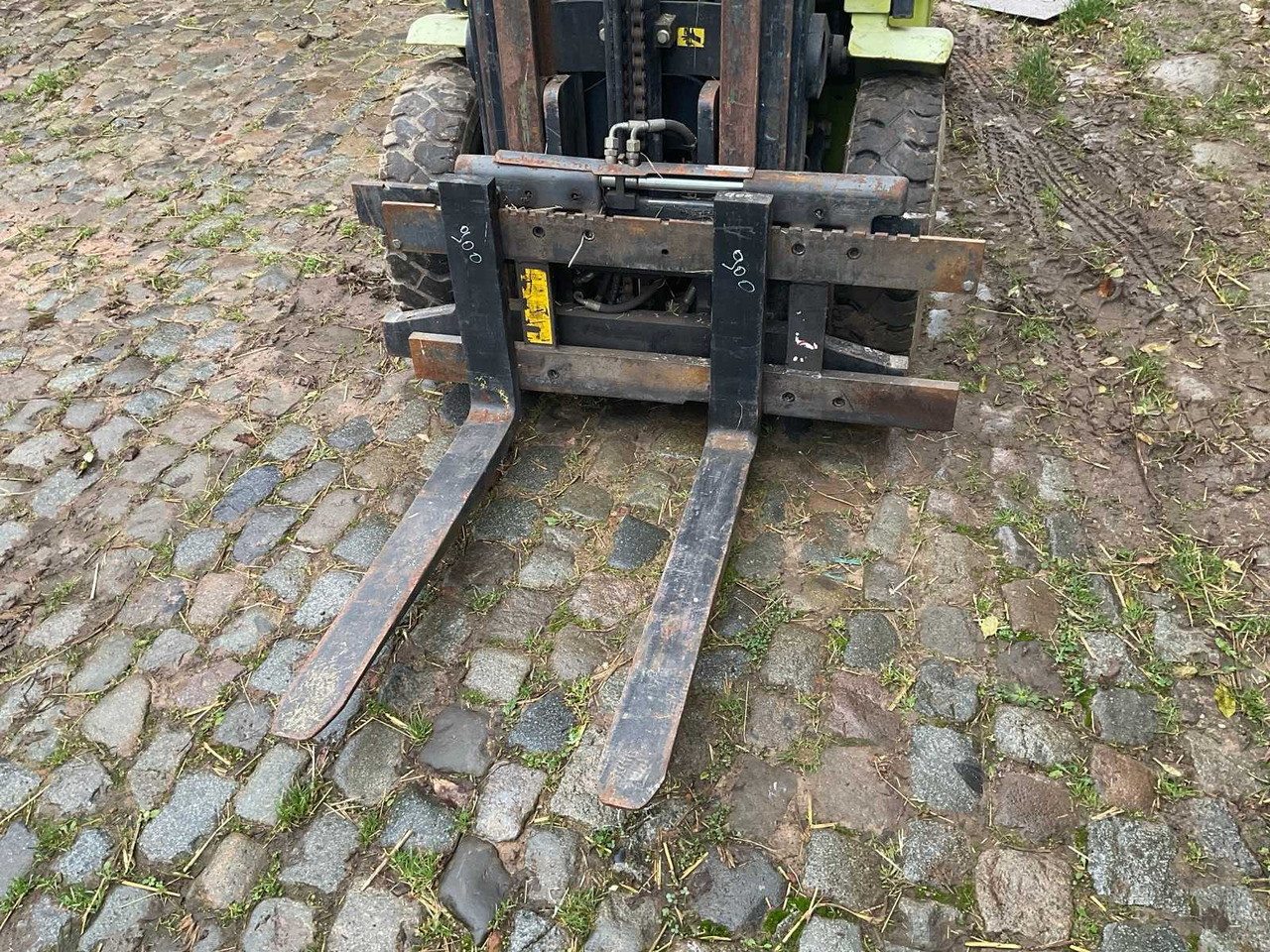 Навантажувач вилковий 2001 CLARK CGP 25 H FORKLIFT: фото 11 Навантажувач вилковий 2001 CLARK CGP 25 H FORKLIFT: фото 11