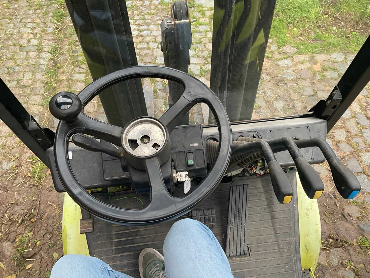 Навантажувач вилковий 2001 CLARK CGP 25 H FORKLIFT: фото 20 Навантажувач вилковий 2001 CLARK CGP 25 H FORKLIFT: фото 20