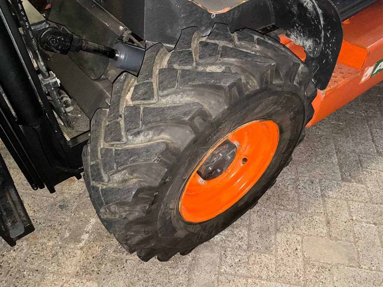 Навантажувач вилковий 2005 AUSA CH200H FORKLIFT: фото 15 Навантажувач вилковий 2005 AUSA CH200H FORKLIFT: фото 15