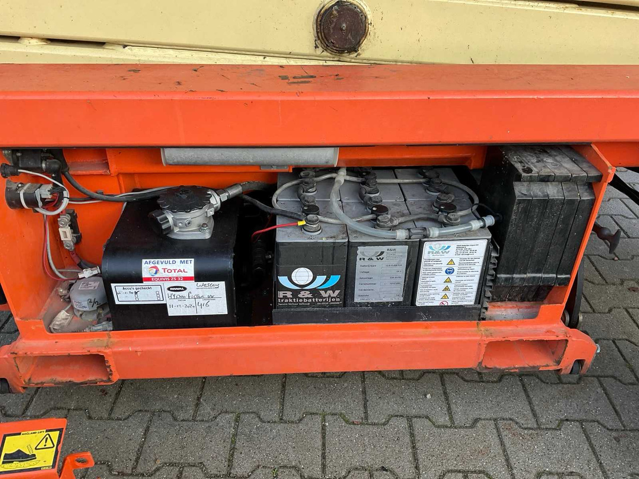 Підйомник 2013 HOLLAND LIFT HL-11816 AERIAL PLATFORM: фото 18