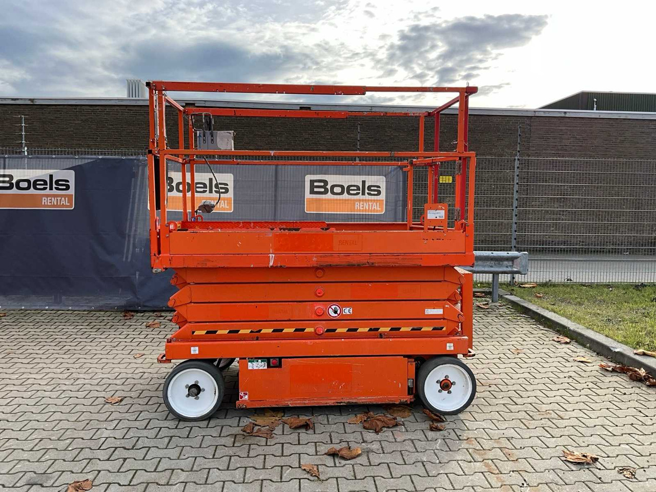 2014 SKYJACK SJ III 4626 AERIAL PLATFORM - Підйомник: фото 3 2014 SKYJACK SJ III 4626 AERIAL PLATFORM - Підйомник: фото 3