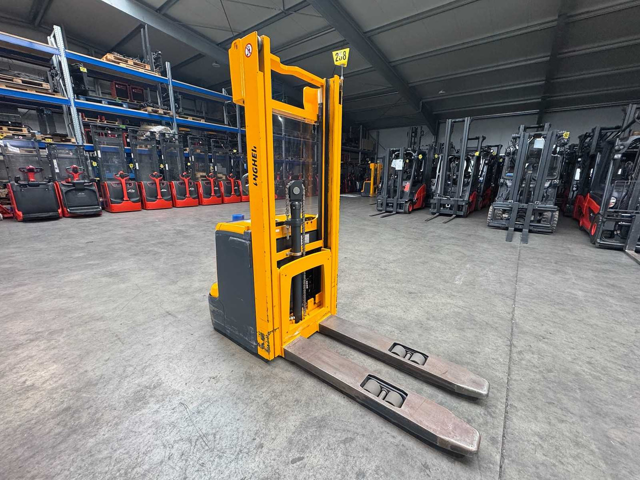 2015 JUNGHEINRICH EJC220 2,000KG STACKER PALLET TRUCK ANT FREE LIFT - Навантажувач вилковий: фото 2 2015 JUNGHEINRICH EJC220 2,000KG STACKER PALLET TRUCK ANT FREE LIFT - Навантажувач вилковий: фото 2