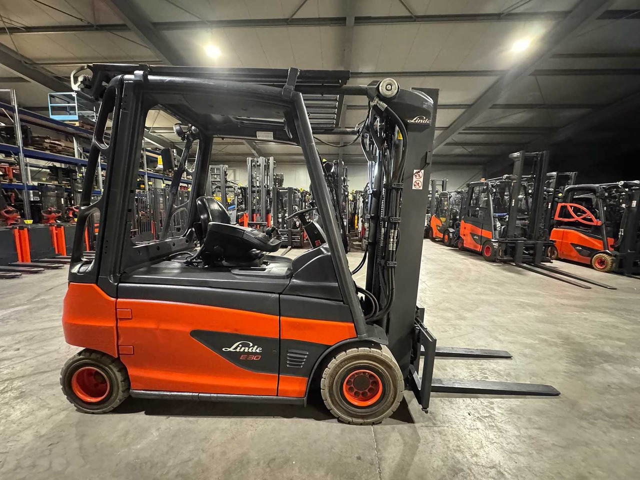 Навантажувач вилковий 2016 SERVICE + UVV 10/2026 LINDE E30L 3.000KG EVO TRIPLEX 3.+4.: фото 6