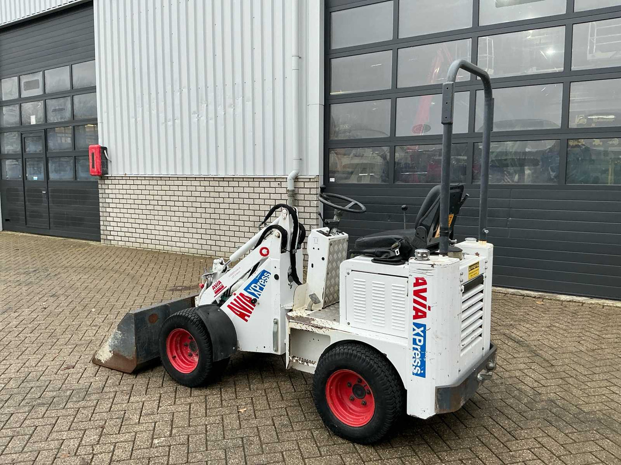 2017 100 KNIKMOPS - Колісний навантажувач: фото 3 2017 100 KNIKMOPS - Колісний навантажувач: фото 3