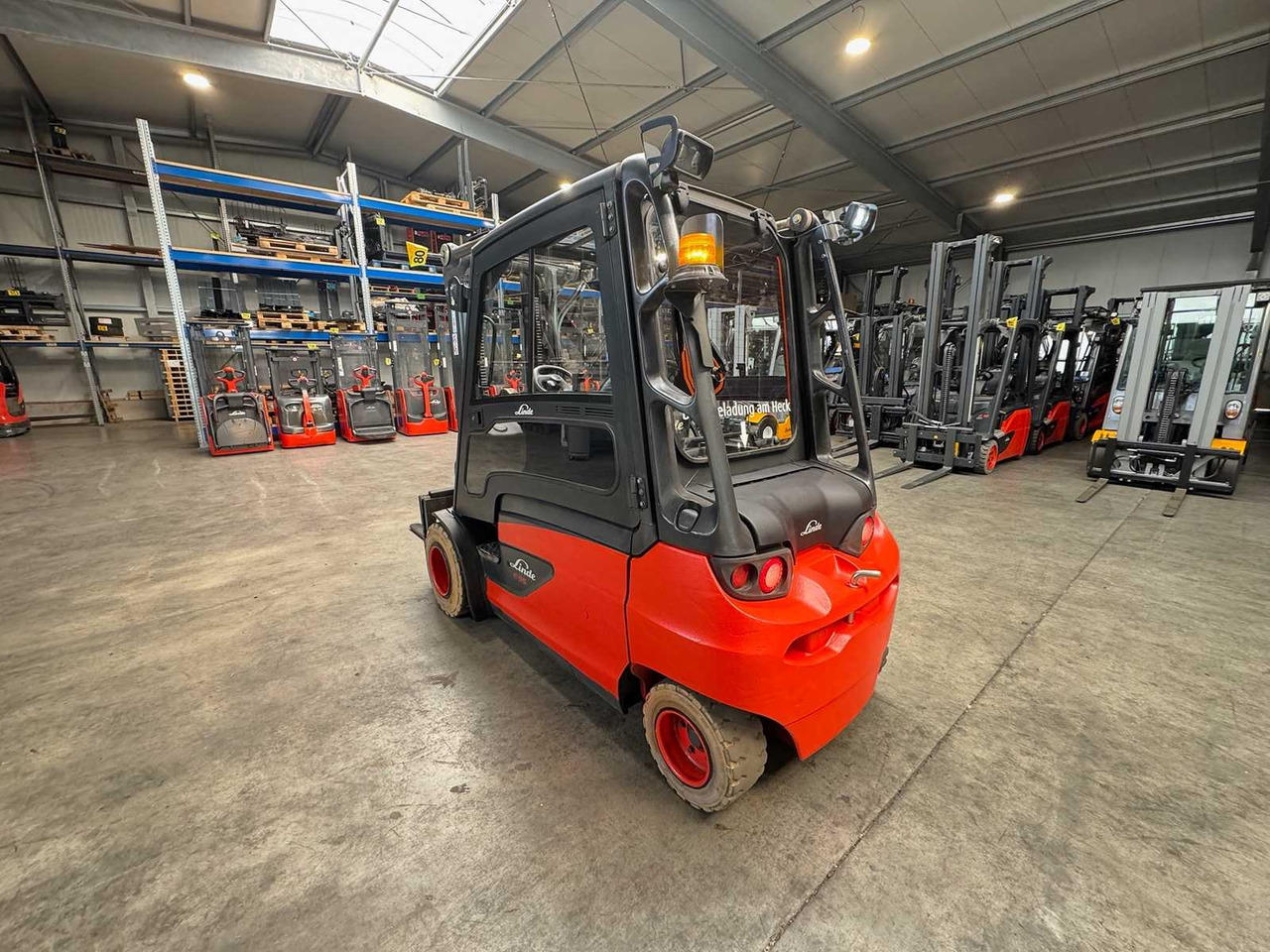 Навантажувач вилковий 2017 SERVICE + UVV 10/2026 LINDE E35L 3.500KG EVO TRIPLEX 3.+4.: фото 12 Навантажувач вилковий 2017 SERVICE + UVV 10/2026 LINDE E35L 3.500KG EVO TRIPLEX 3.+4.: фото 12