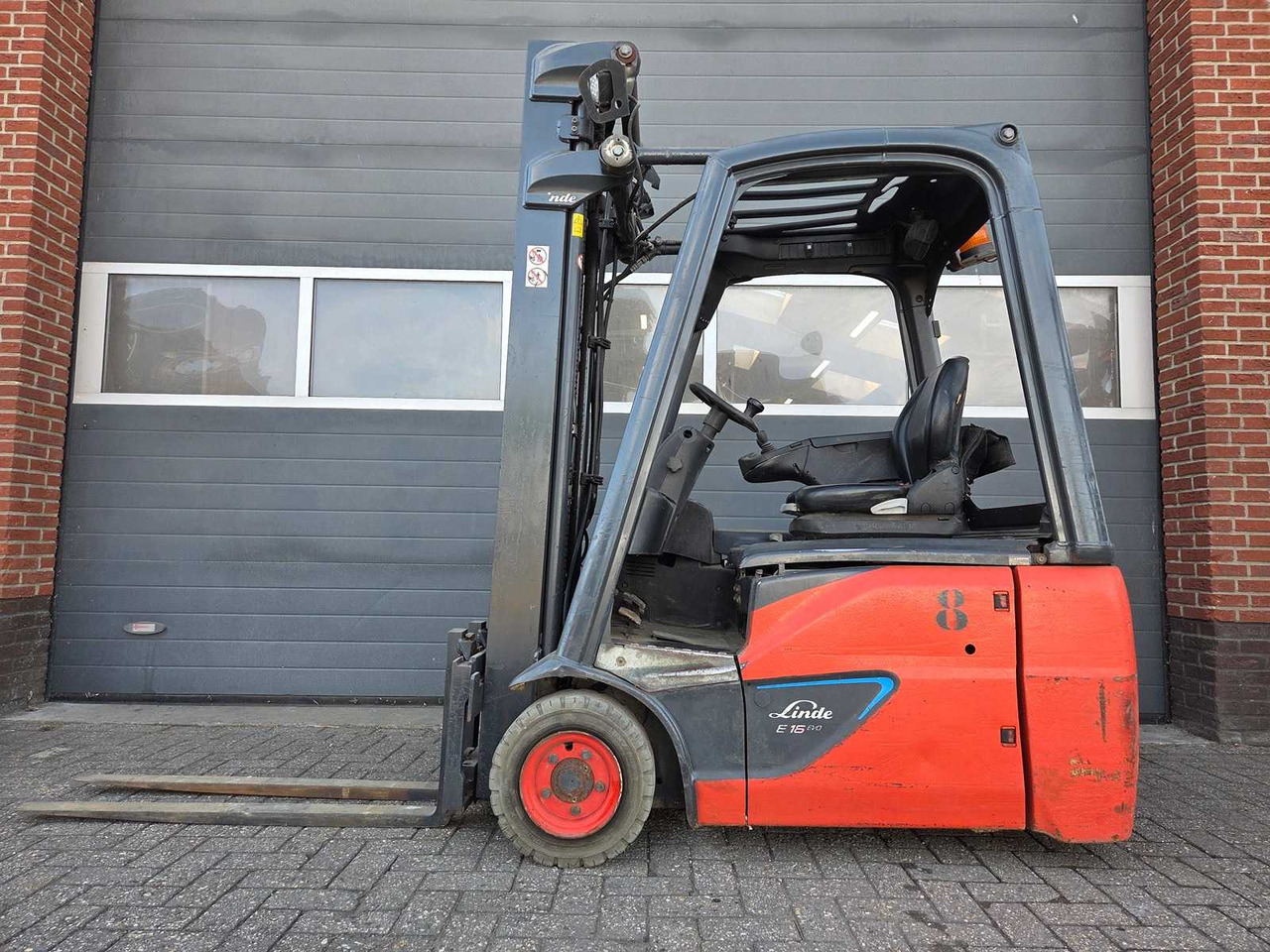 2018 LINDE E16C-02 BATTERY 2024 FORKLIFT - Навантажувач вилковий: фото 2 2018 LINDE E16C-02 BATTERY 2024 FORKLIFT - Навантажувач вилковий: фото 2