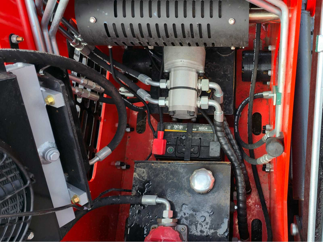 Колісний навантажувач 2025 - SDLOOL - SL380 - RED - SHOVEL: фото 15 Колісний навантажувач 2025 - SDLOOL - SL380 - RED - SHOVEL: фото 15