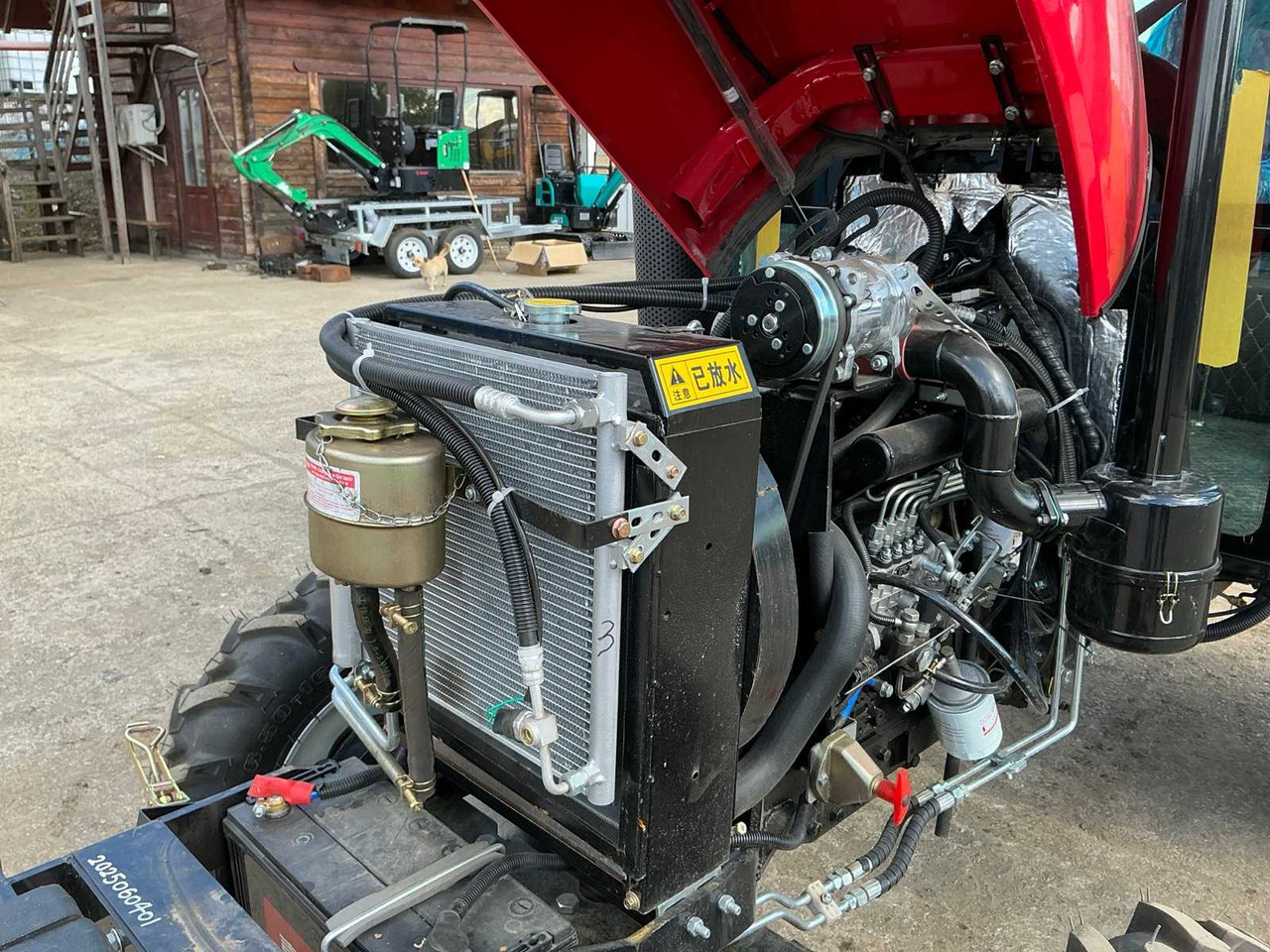 - 604 - 4-WHEEL DRIVE TRACTOR - 2025 - Трактор: фото 4 - 604 - 4-WHEEL DRIVE TRACTOR - 2025 - Трактор: фото 4