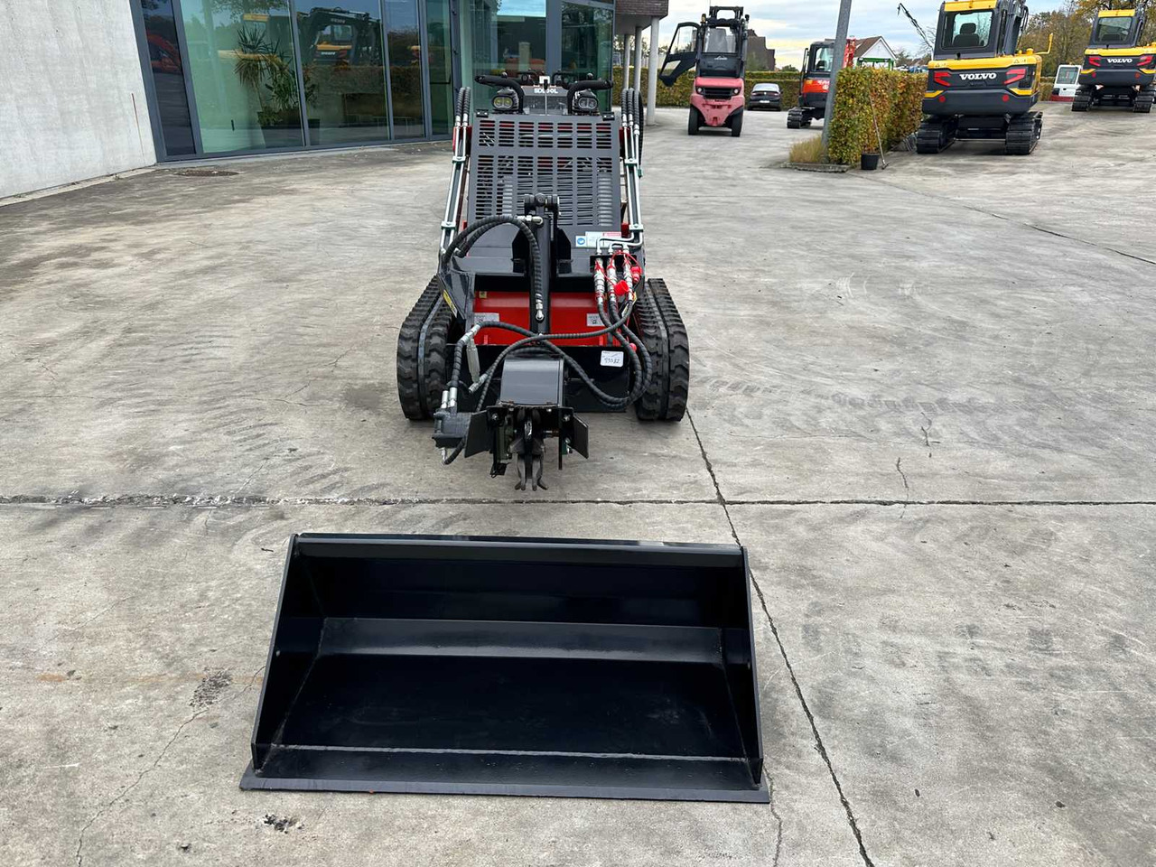 AGT LRT23 - Міні-навантажувач: фото 2 AGT LRT23 - Міні-навантажувач: фото 2