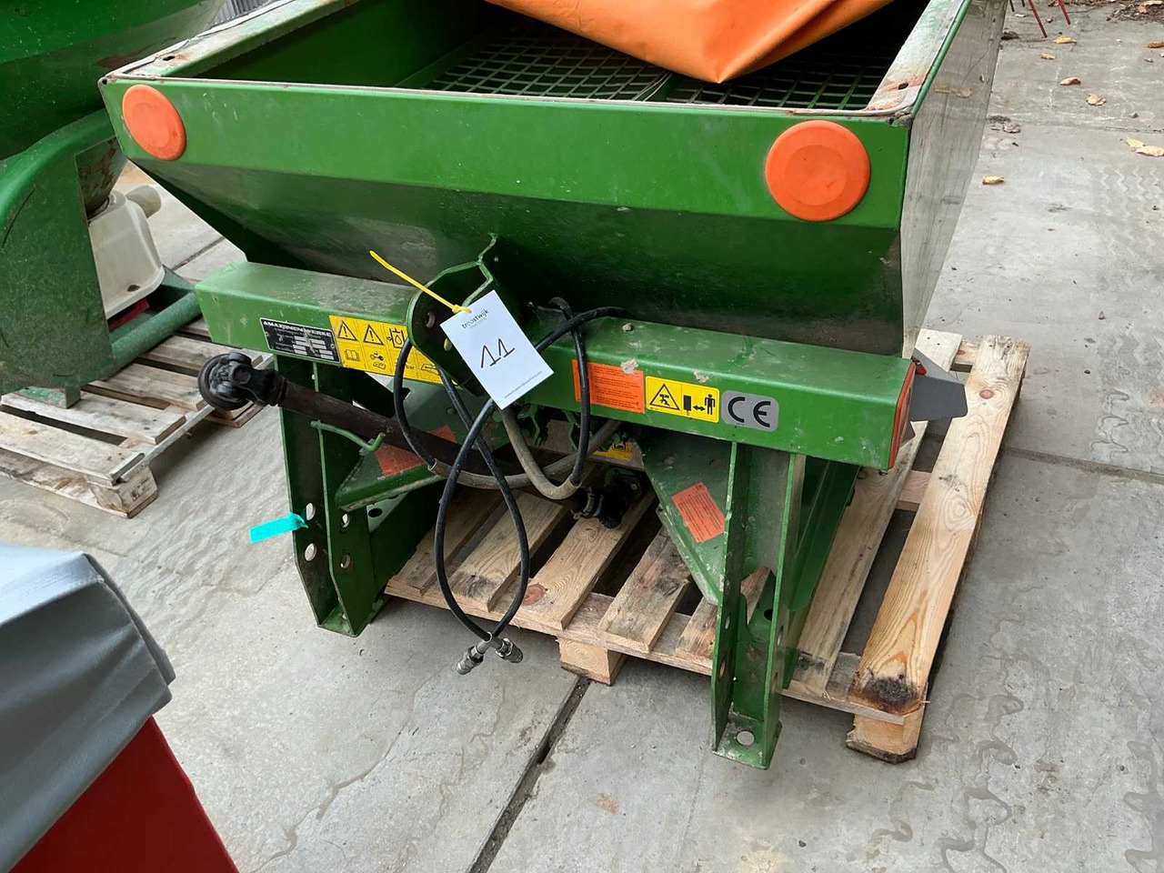 Amazonen-Werke ZA XW - Розкидач добрив: фото 3 Amazonen-Werke ZA XW - Розкидач добрив: фото 3