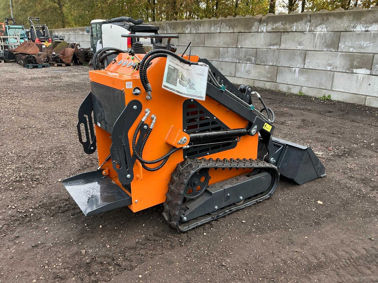 Arteer QB 480 - Міні-навантажувач: фото 5 Arteer QB 480 - Міні-навантажувач: фото 5