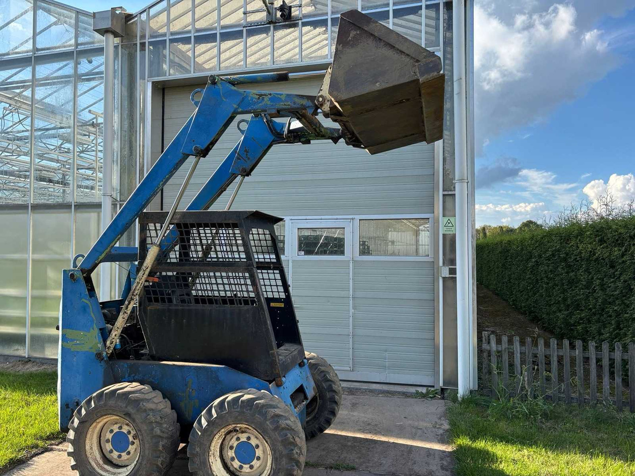 BOBCAT - 825 - SKID STEER LOADER - Гусеничний міні-навантажувач: фото 3 BOBCAT - 825 - SKID STEER LOADER - Гусеничний міні-навантажувач: фото 3