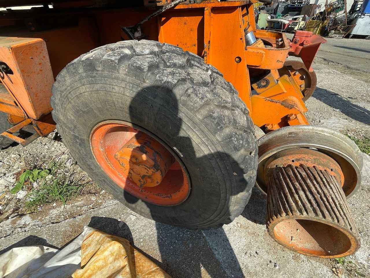 Колісний екскаватор CASE - 1992 - 688P - WHEELED EXCAVATOR: фото 20 Колісний екскаватор CASE - 1992 - 688P - WHEELED EXCAVATOR: фото 20