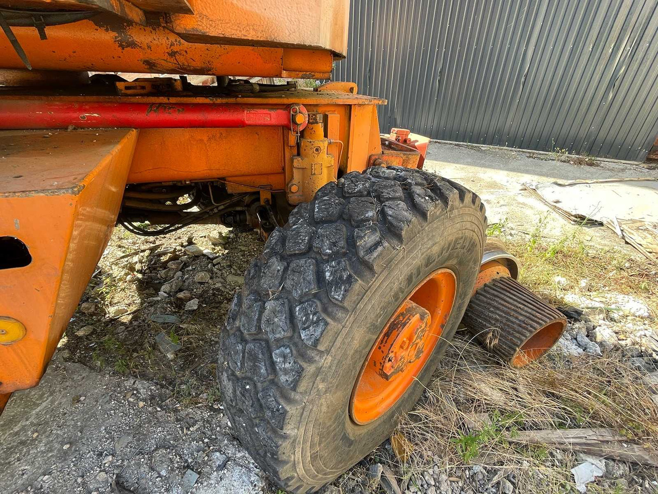 Колісний екскаватор CASE - 1992 - 688P - WHEELED EXCAVATOR: фото 13 Колісний екскаватор CASE - 1992 - 688P - WHEELED EXCAVATOR: фото 13