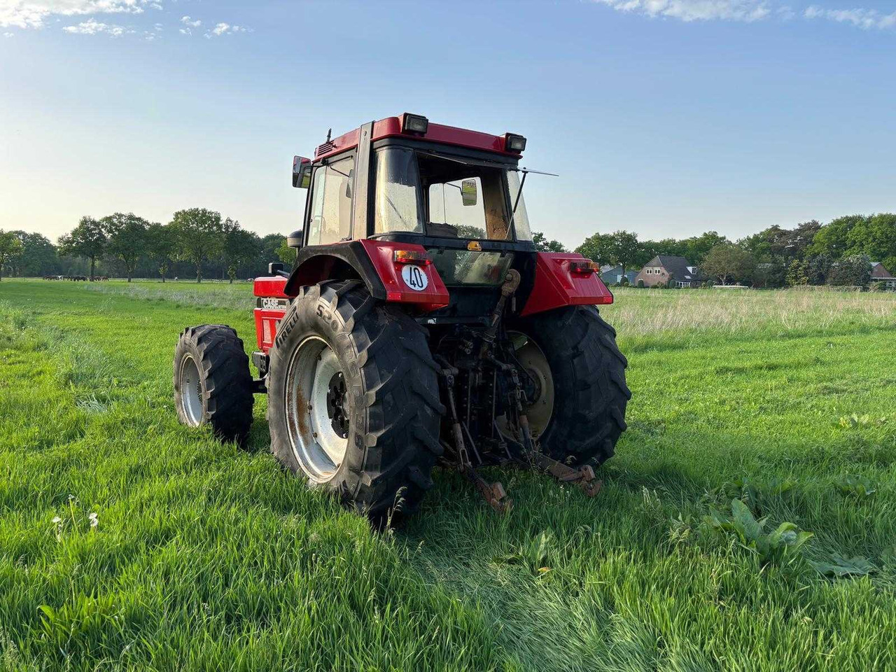 CASE INTERNATIONAL - 1988 - 1455 XL - ALL-WHEEL DRIVE FARM TRACTOR - Трактор: фото 5 CASE INTERNATIONAL - 1988 - 1455 XL - ALL-WHEEL DRIVE FARM TRACTOR - Трактор: фото 5