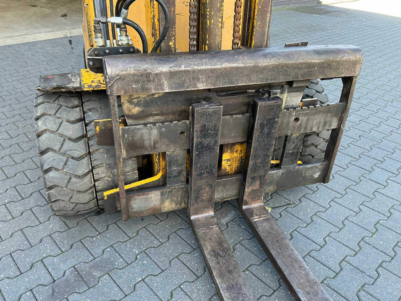 CATERPILLAR V60B FORKLIFT - Навантажувач вилковий: фото 4 CATERPILLAR V60B FORKLIFT - Навантажувач вилковий: фото 4