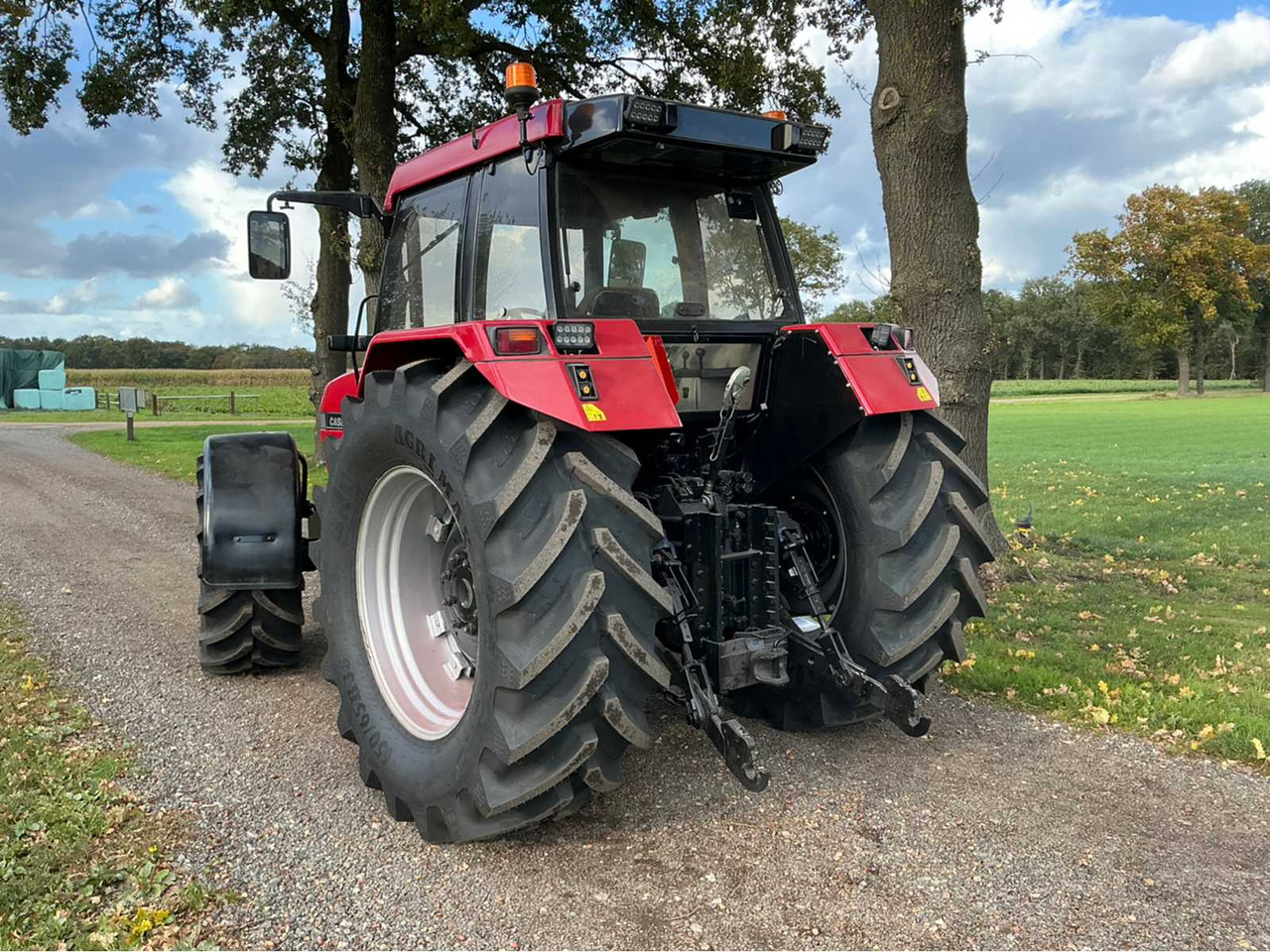 Case IH Maxxum 5150 - Трактор: фото 3 Case IH Maxxum 5150 - Трактор: фото 3