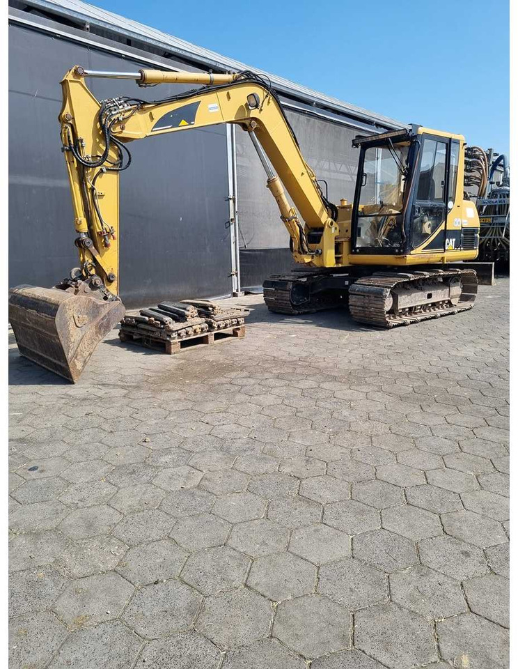 Cat 307B - Гусеничний екскаватор: фото 2 Cat 307B - Гусеничний екскаватор: фото 2